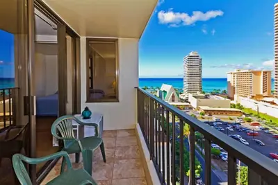 Image de Meilleure Valeur Waikiki Banyan Oceanview Unit 135 $ la nuit! ! - Parking Gratuit, Wifi,