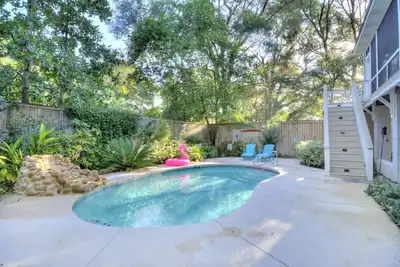 Image de Belle maison de plage, près du village et de la plage, piscine privée, 14 personnes