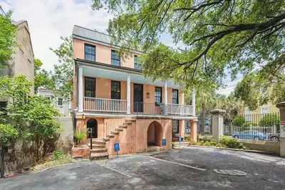 Image de Grand centre-ville de location pour 10 personnes