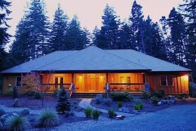 Image de HagenHouseBandon, une maison exécutive installée pour 8 golfeurs ou 4 couples.