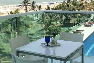 Image de Luxe et confort à quelques pas de la plage - 3 piscines! Cuisine familiale et gastronomique!