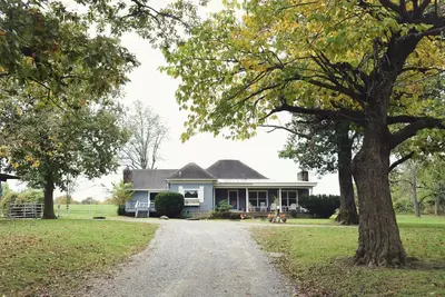 Image de Ferme de campagne sur le ruisseau Little Sugar près de Elk River et Nw Arkansas.