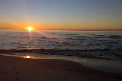 Image de Unique 4Bd3Ba 1er & 2 Fl Maison w / Upclose Dolphin Vues, ​​nautique, tennis, pêche