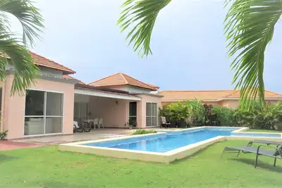 Image de Golf & Beach villa individuelle avec piscine privée