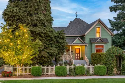 Image de Élégance confortable au coeur de Newberg