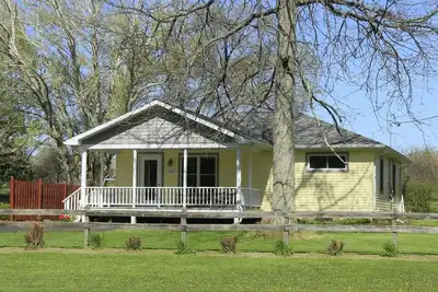 Image de La Maison Jaune à Egg Harbor -beautifully rénové et prêt pour vous!