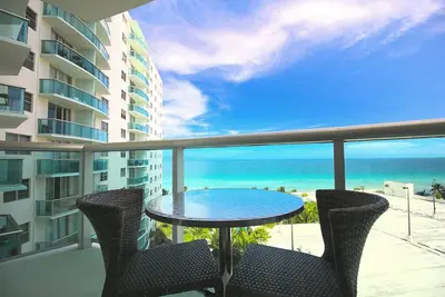 Image de Bel appartement en bord de mer! Près des principaux centres commerciaux, repos et casinos