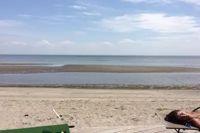 Image de Front de mer élégant * SPÉCIAL DERNIÈRE Semaine D'ÉTÉ! - du 17 au 24 août *** 2500 $. 00 ***