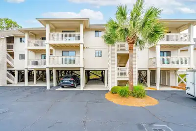 Image de 2 chambres avec vue imprenable sur le marais!