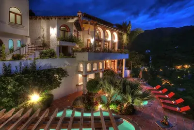 Image de Ocean View Puerto Vallarta Villa Surplombant la plage Mismaloya
