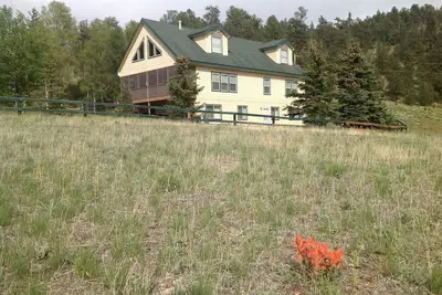 Image de Lazy River Ranch - Une retraite de détente, de montagne et de pêche