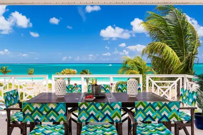 Image de Penthouse Suite au Grandview on Grace Bay