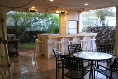 Image de Marina privée, quais, à proximité d'un terrain de golf, restaurants