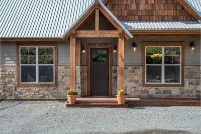 Image de Grindstone Lake Lodge, un vrai un avec une vue imprenable