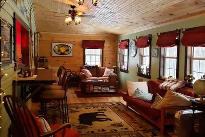 Image de Cozy Whiteface Mtn Cabin 2 chambres (remises en milieu de semaine! )