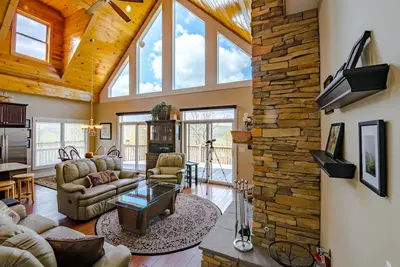 Image de 4bd avec accès au lac, vues sur le Mtn, bain à remous, billard, club privilège, à moins de 2 km de Ski Beech