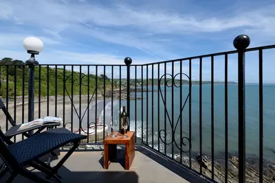 Image de Appartement élégant bord de l'eau pour huit