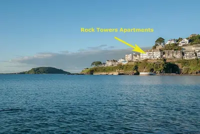 Appartement élégant sur le front de mer.