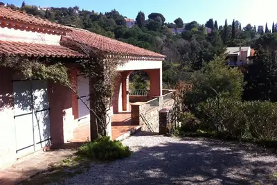 Image de Villa indépendante à La Croix Valmer presqu'ile de Saint-Tropez