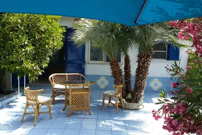 Image de Les jardins de la marina entre terrasses et jardins Ă quelques minutes de la mer, Wifi gratuit