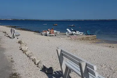 Image de Feriehus med stor terrasse og havudsigt - 25m des plages