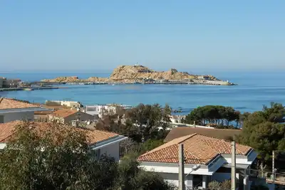 Image de appartement l'ile-rousse 100metres de la plage