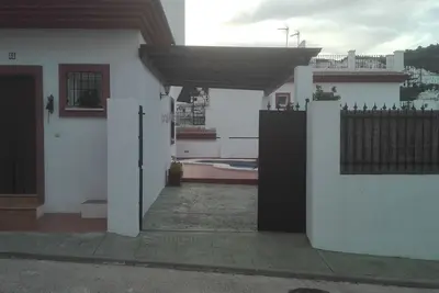 Image de Riu Tolox. Maison individuelle avec piscine privée.