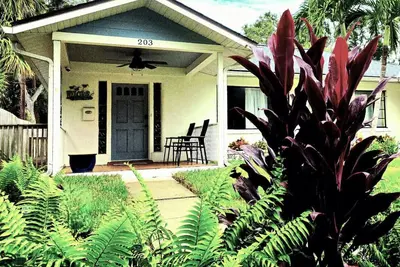 Image de Cozy Cottage - À quelques pas de Riverwalk / Près des plages