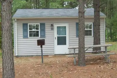 Image de Pr Lake Gaston Lodge - Abordable Lake Rental