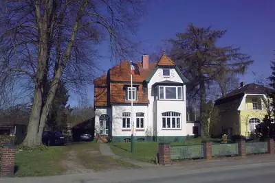 Image de Deux appartement spacieux dans maintenu Villa à Kiel