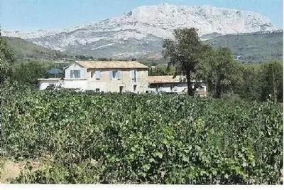 Image de Mas en campagne proche d'Aix en provence.