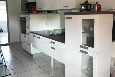 Image de Loue meublé tout équipé eau électricité comprise