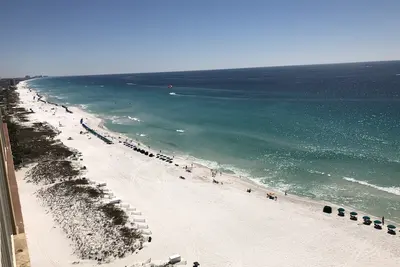 Image de Belles vues panoramiques! Emplacement! Directement sur la plage!