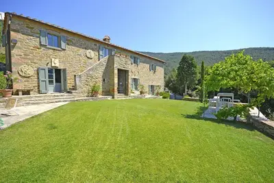 Image de Villa à Cortone avec 4 chambres à coucher, 8 couchages