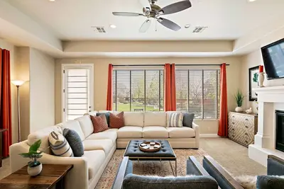 Image de Red Cliffs - Charmant 1 niveau / 3 chambres / 2 salles de bain / 12 couchages