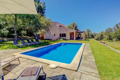 Image de Son Tord fos six persons with pool