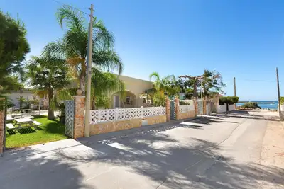 Image de 1184 Villino Delle Orchidee West