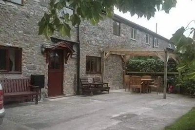 Image de Grange convertie en pierre et bois en milieu rural sur le bord de Dartmoor