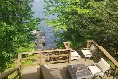 Image de Propriété au bord du lac avec espace de quai sur le lac Wallenpaupack Big Woods 1