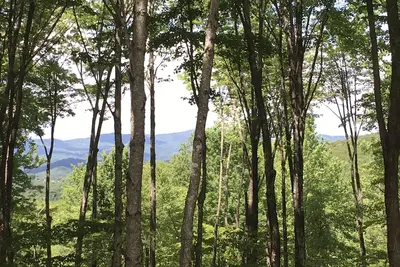 Image de Nouvelle Liste! Get-A-Way isolé Beech Mountain!