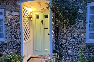 Image de Flint Cottage - Maison de vacances de plain-pied 4 * près de la côte du patrimoine