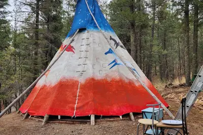 Image de Sun & Sky Tipi - Tipi \"Glamping\" - Expérience unique et spéciale