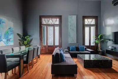 Maison élégante avec un tout nouveau Jacuzzi privé au coeur de Palerme!
