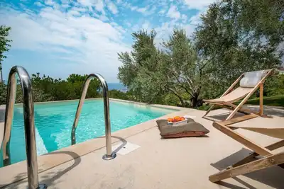 Image de Maison de vacances privée avec climatisation, Wifi, piscine privée, Tv, terrasse, parking