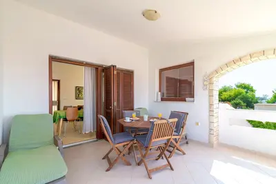 Image de Appartement de deux chambres avec la terrasse et la vue sur le mer Zdrelac, Pasman (A-15911-a)