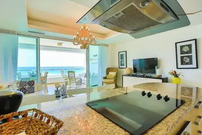 Image de Luxueux appartement de plage avec deux chambres