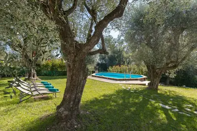 Image de Villa récemment rénovée près de Valbonne & Nice avec piscine privée.