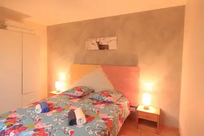 Image de Joli gite  spacieux et lumineux 4/6personnes au calme proche Sarlat