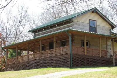 Image de Cabine isolée, famille et animaux acceptés