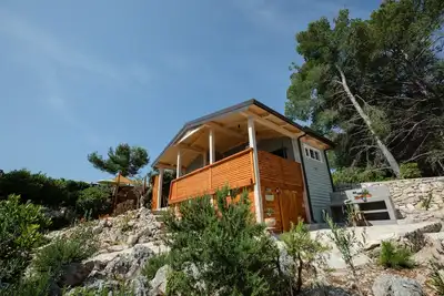 Image de À Ne Pas Manquer / ŠOLTA Island dans un beau Camping près de Sea